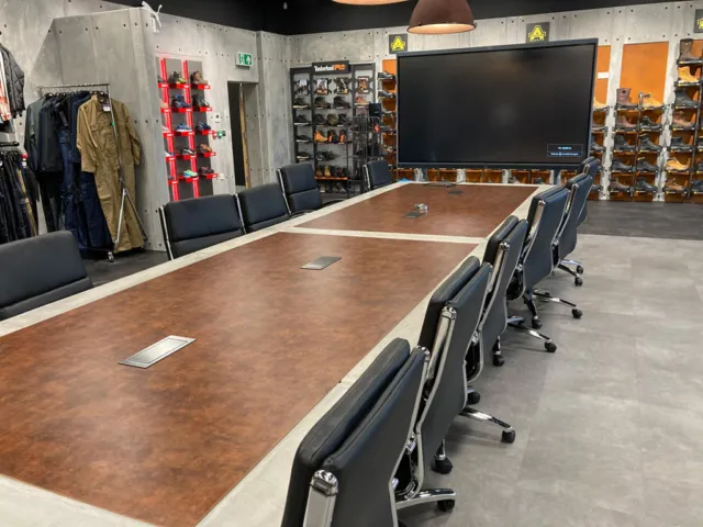 Shopfitting