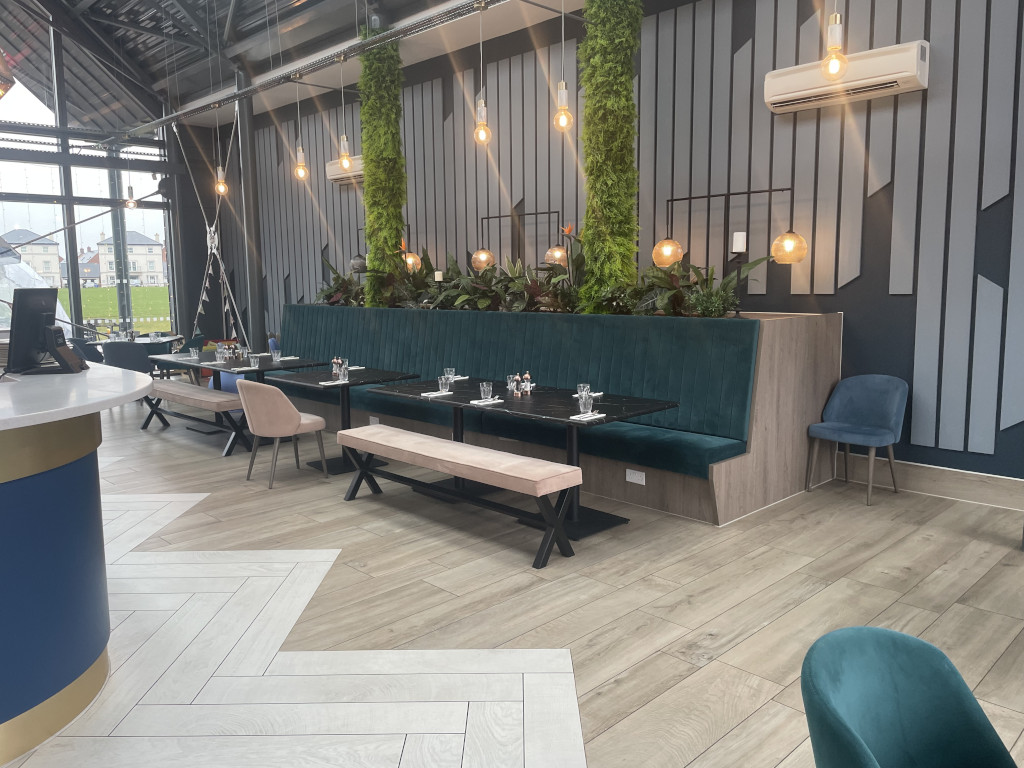 hotels-restaurants
